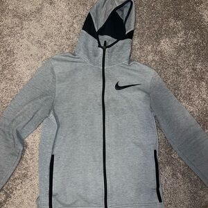 Nike Drifit Basketball Hoodie